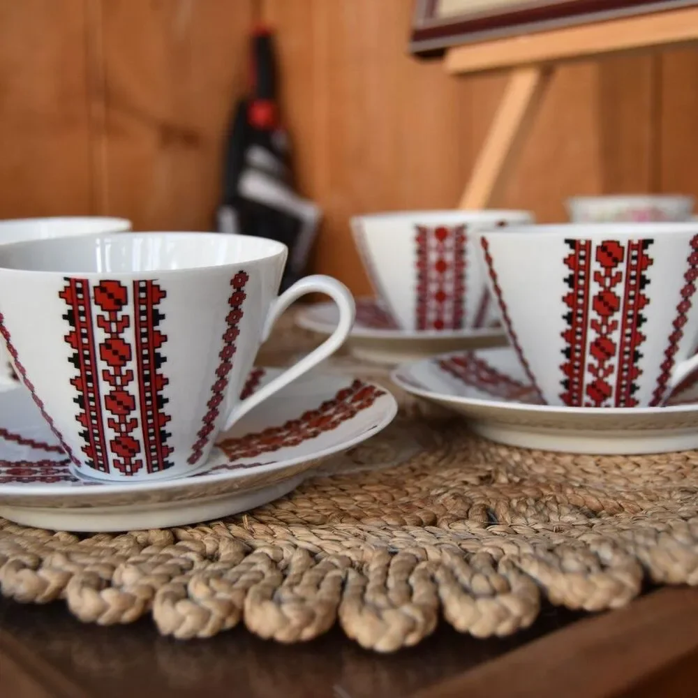 Vintage Alboth Kaiser Bavaria Tea Cups Saucers Set 4 Folk Art Red Black MCM